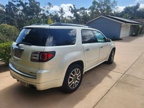 2013 GMC Acadia Denali