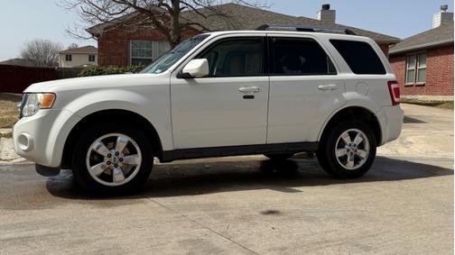 2011 Ford Escape Limited