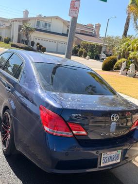 Blue 2006 Toyota Avalon Limited