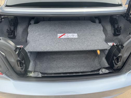 Silver 2009 BMW 328 i