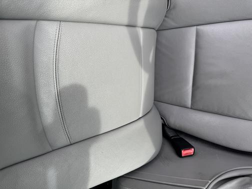 Silver 2009 BMW 328 i