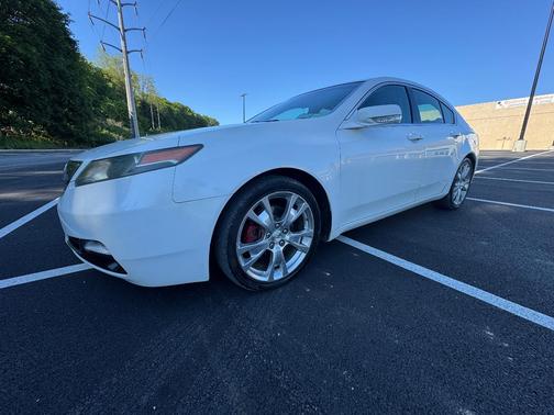 White 2013 Acura TL Technology