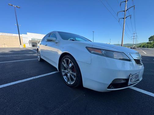 White 2013 Acura TL Technology