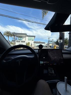 2025 Tesla Model Y Long Range RWD