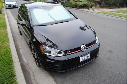 2015 Volkswagen Golf GTI 2.0T S 4-Door
