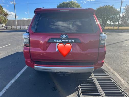 2022 Toyota 4Runner TRD Off Road