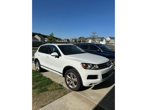 2014 Volkswagen Touareg 3.6L Sport