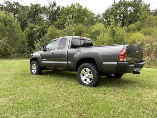 2013 Toyota Tacoma Base