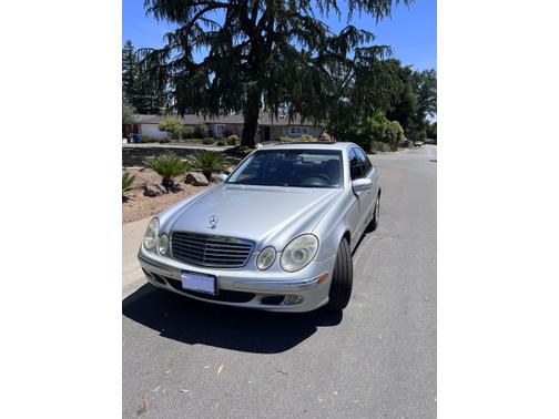 2004 Mercedes-Benz E-Class E320