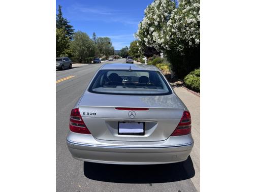 2004 Mercedes-Benz E-Class E320
