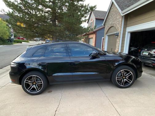 Black 2019 Porsche Macan Macan S