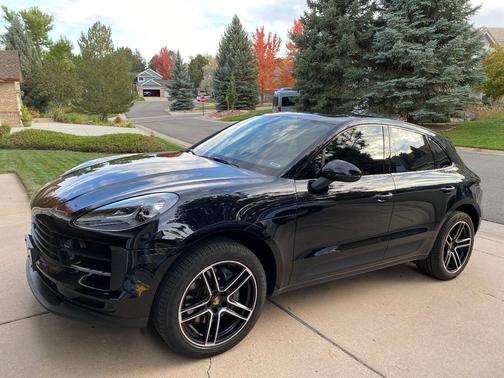 Black 2019 Porsche Macan Macan S