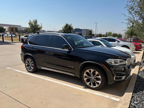 Black 2018 BMW X5 sDrive35i