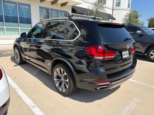 Black 2018 BMW X5 sDrive35i