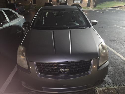 Gray 2009 Nissan Sentra 2.0 S