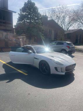 2016 Jaguar F-TYPE R