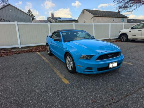 2013 Ford Mustang V6