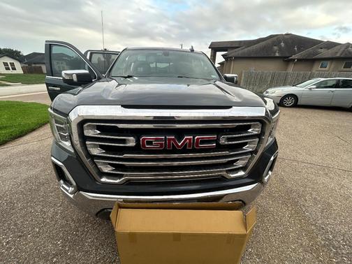 Silver 2019 GMC Sierra 1500 SLT