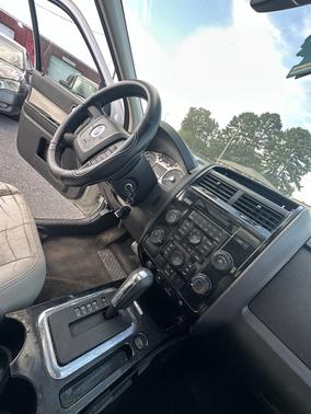 2009 Mercury Mariner Premier