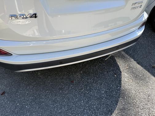 2017 Toyota RAV4 Hybrid Limited
