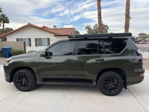 2023 Lexus GX 460 Premium