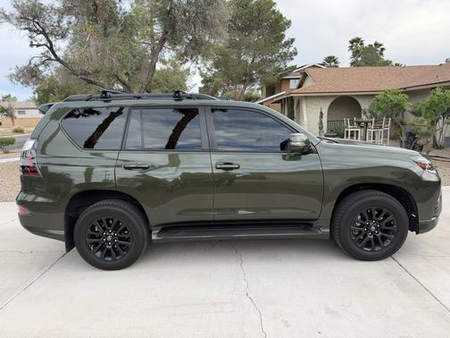 2023 Lexus GX 460 Premium