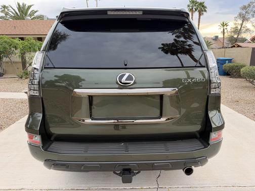 2023 Lexus GX 460 Premium