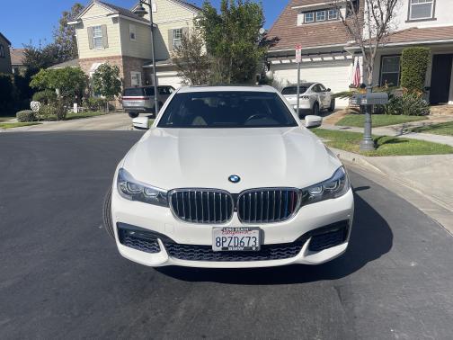 2017 BMW 740 i