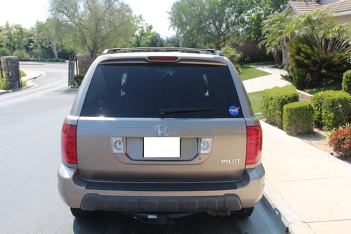 Brown 2004 Honda Pilot EX-L