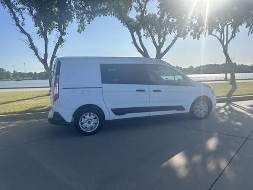 White 2015 Ford Transit Connect XLT