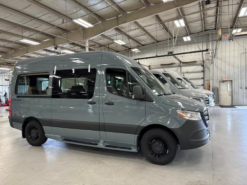 2024 Mercedes-Benz Sprinter 2500 Standard Roof