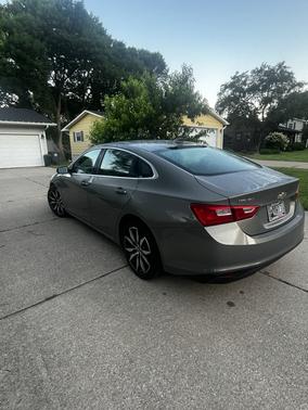 Beige 2017 Chevrolet Malibu 1LT