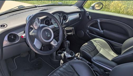 Blue 2006 MINI Cooper Base