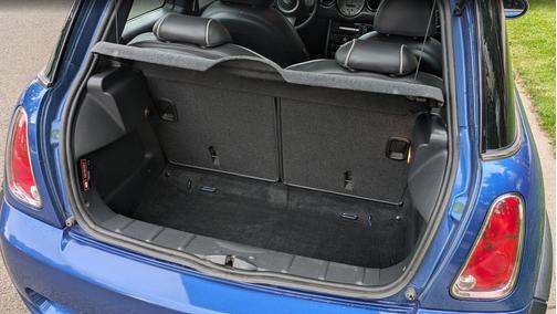 Blue 2006 MINI Cooper Base