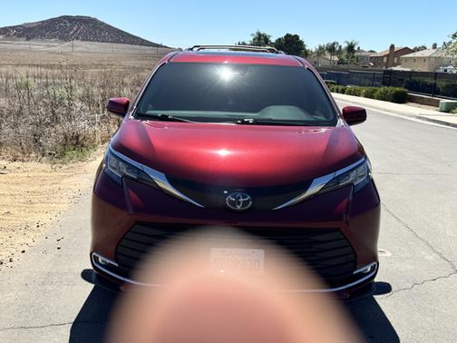 2022 Toyota Sienna XLE