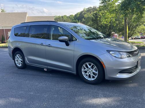 2020 Chrysler Voyager LXI