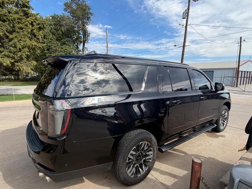 Black 2025 Chevrolet Suburban Z71