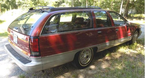 Red 1992 Chevrolet Caprice Base