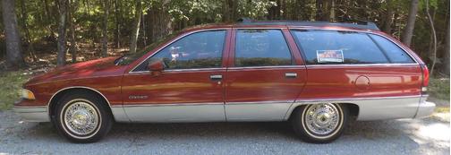 Red 1992 Chevrolet Caprice Base