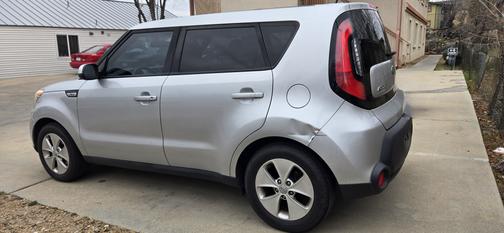 2016 Kia Soul Base