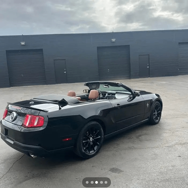 Black 2011 Ford Mustang V6 Premium