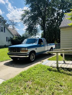 1993 Ford F-150 XL SuperCab