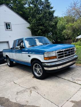 1993 Ford F-150 XL SuperCab