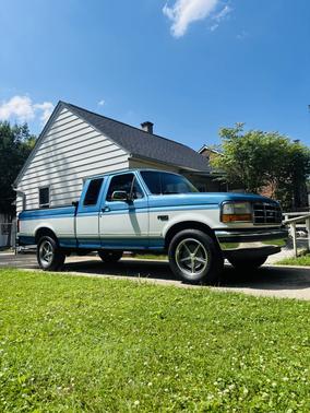 1993 Ford F-150 XL SuperCab