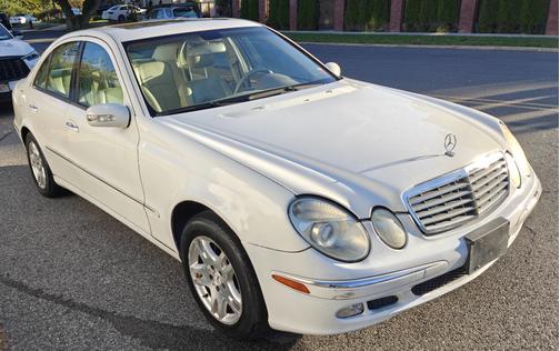 2005 Mercedes-Benz E-Class E320