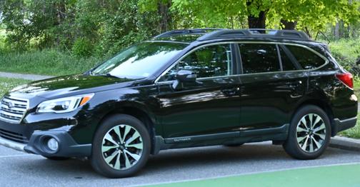 Black 2017 Subaru Outback 2.5i Limited
