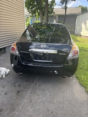 Black 2012 Nissan Altima 2.5 SL