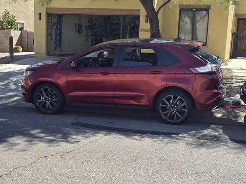 2016 Ford Edge Sport