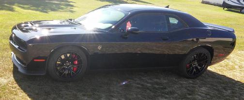Black 2016 Dodge Challenger SRT Hellcat