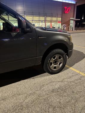 2004 Ford F-150 XL SuperCab
